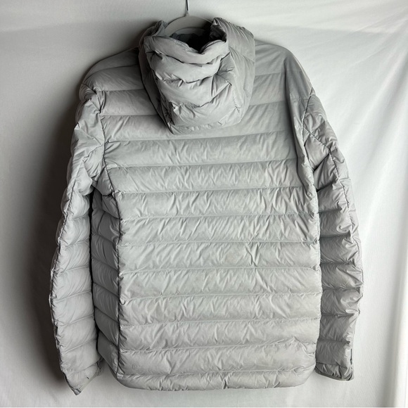 lululemon men’s navigation stretch down goose down hoodie in silver drop - Picture 10 of 14